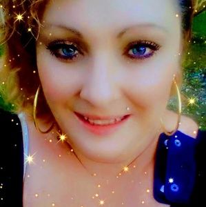 Meet your Posher, Lindsey